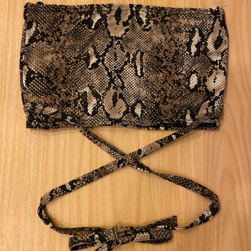 Wrap Around Tube Top Snake